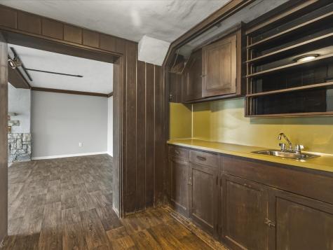2014 Glenview Road Rockford IL 61107