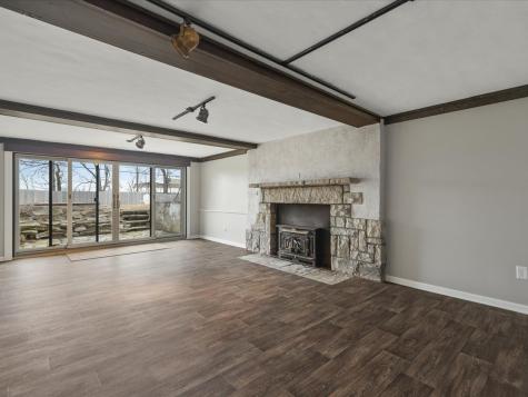 2014 Glenview Road Rockford IL 61107