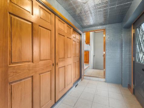 2014 Glenview Road Rockford IL 61107