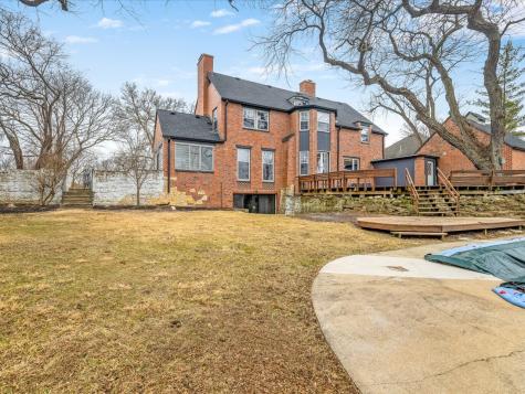 2014 Glenview Road Rockford IL 61107