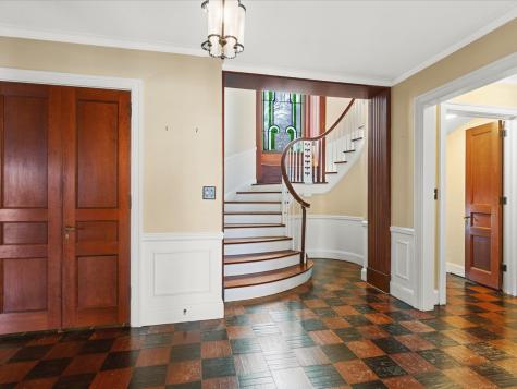 2014 Glenview Road Rockford IL 61107