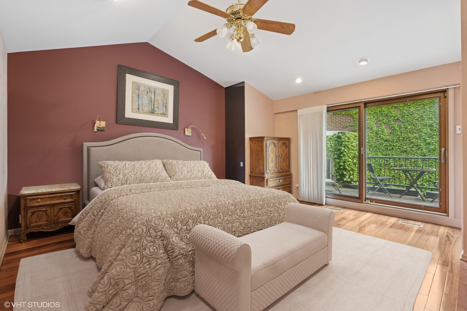 1318 North Sutton Place Chicago IL 60610