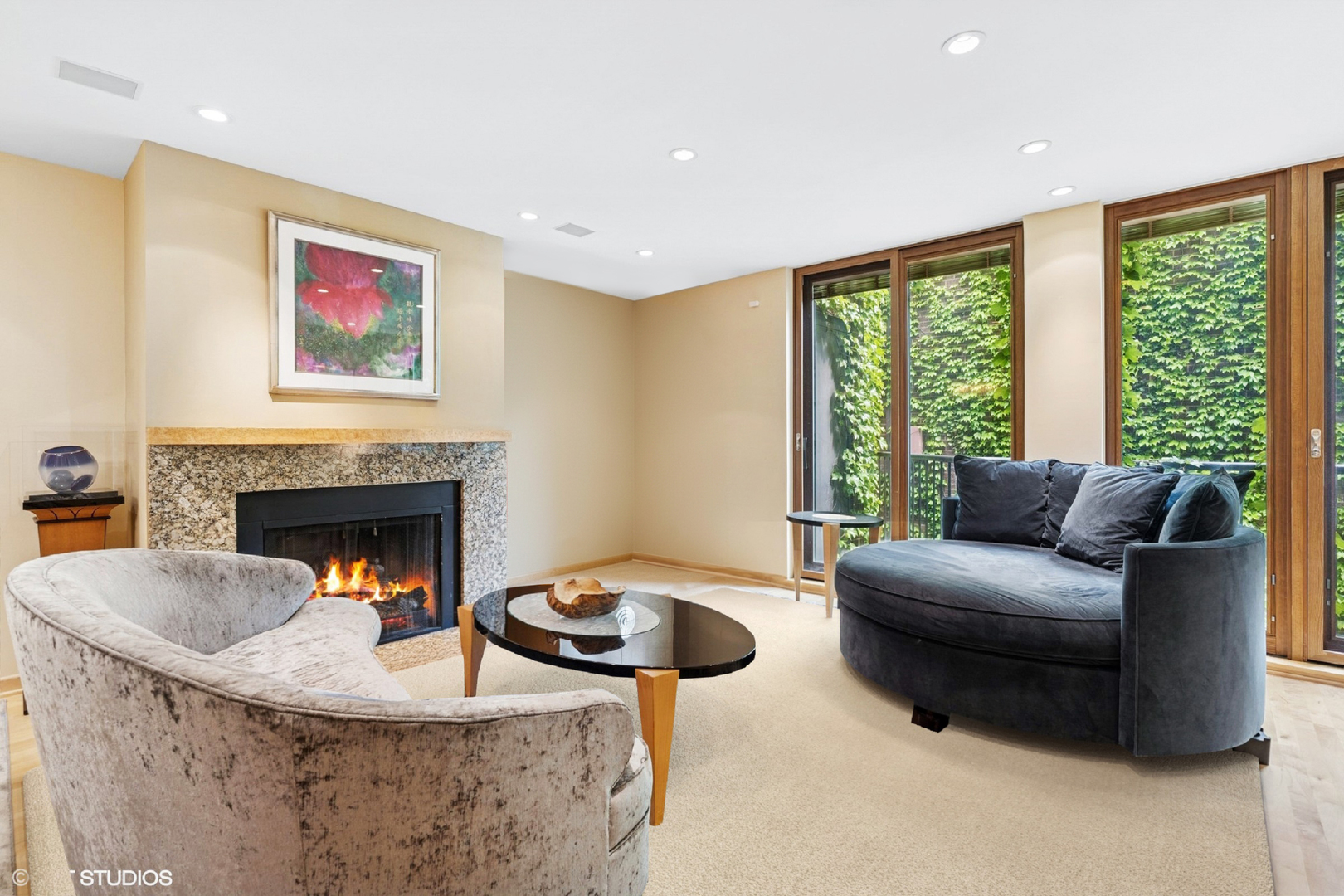 1318 North Sutton Place Chicago IL 60610