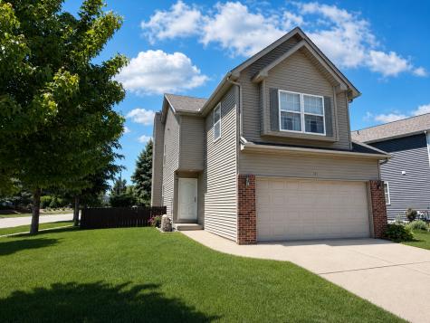 311 Old Farm Road Bloomington IL 61704