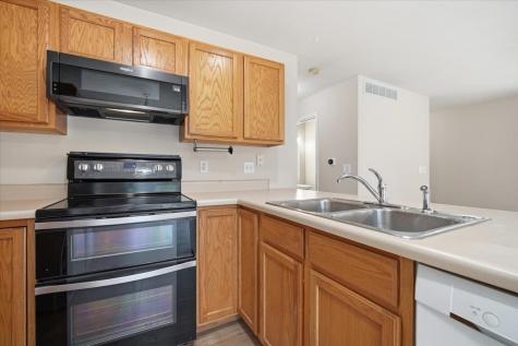 311 Old Farm Road Bloomington IL 61704