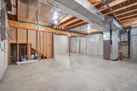 311 Old Farm Road Bloomington IL 61704