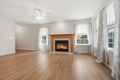 311 Old Farm Road Bloomington IL 61704