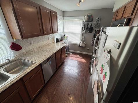2514 College Avenue Quincy IL 62301