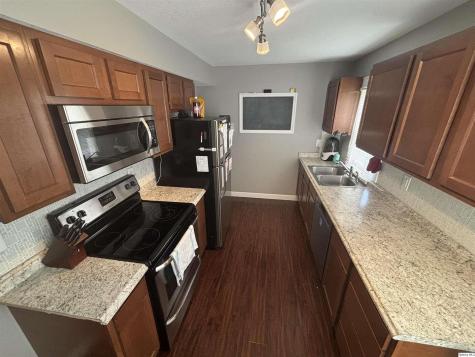 2514 College Avenue Quincy IL 62301