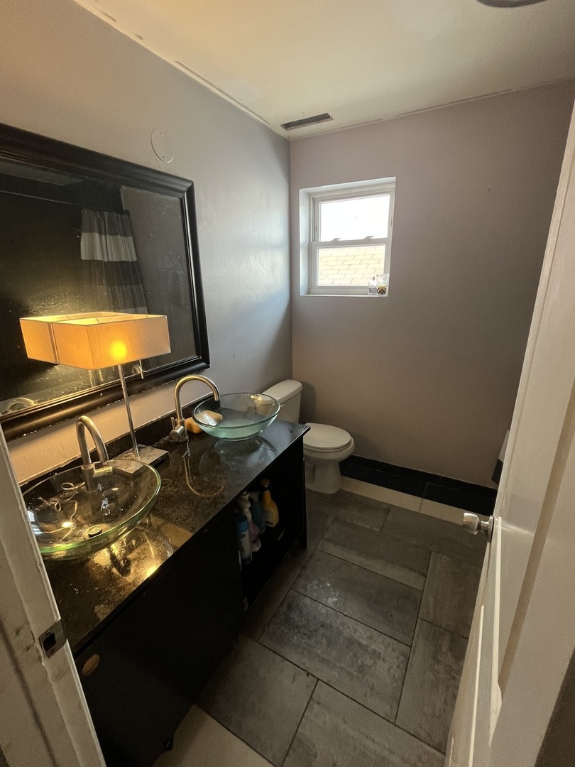 9737 South Calumet Avenue Chicago IL 60628