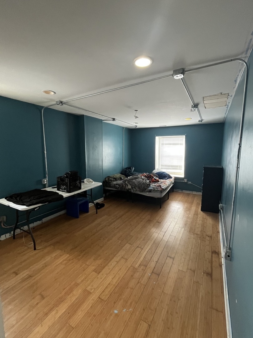 9737 South Calumet Avenue Chicago IL 60628