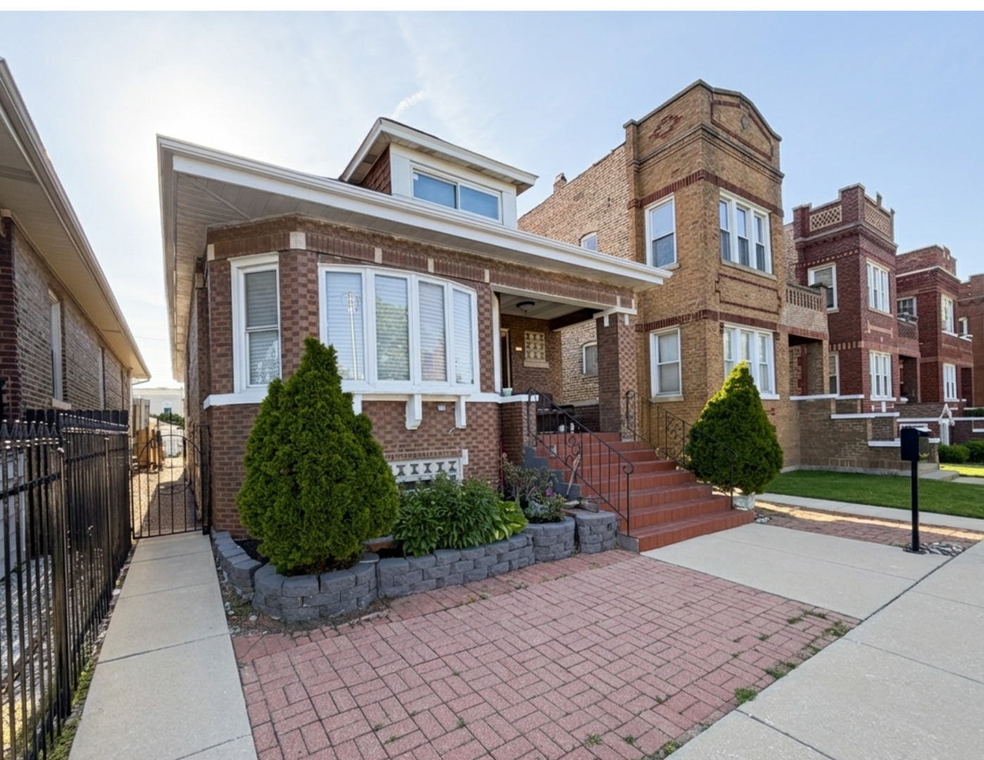 5826 South Sacramento Avenue Chicago IL 60629