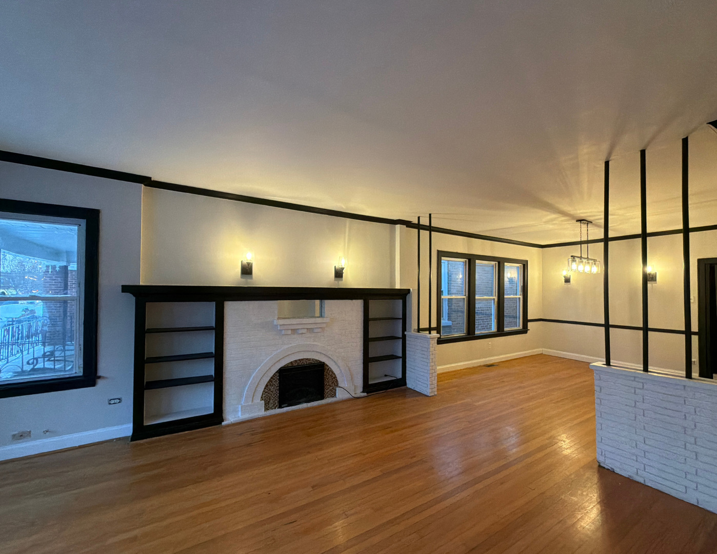 5826 South Sacramento Avenue Chicago IL 60629