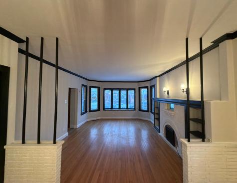 5826 South Sacramento Avenue Chicago IL 60629