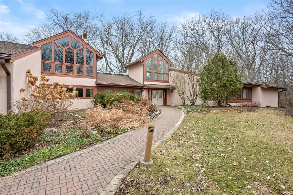 5 Bridle Lane Bannockburn IL 60015