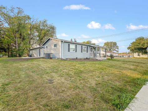 2205 Clover Avenue Rockford IL 61102