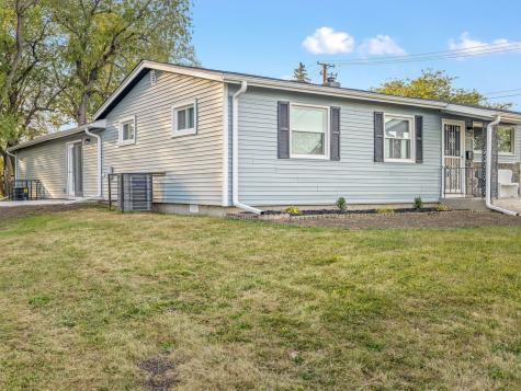 2205 Clover Avenue Rockford IL 61102