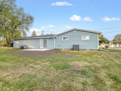 2205 Clover Avenue Rockford IL 61102