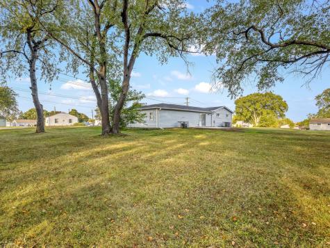 2205 Clover Avenue Rockford IL 61102