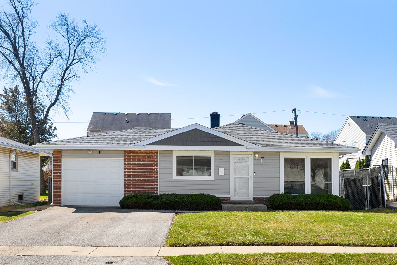 701 West Lake Park Drive Addison IL 60101