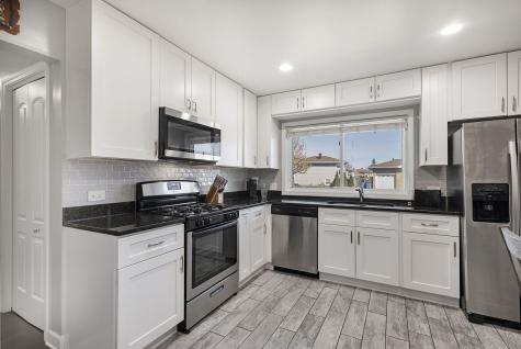 701 West Lake Park Drive Addison IL 60101