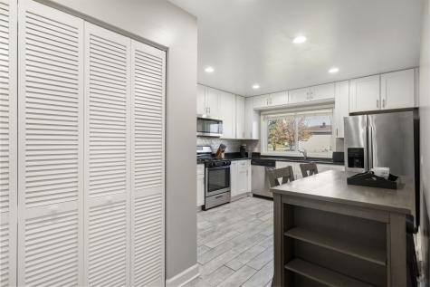 701 West Lake Park Drive Addison IL 60101