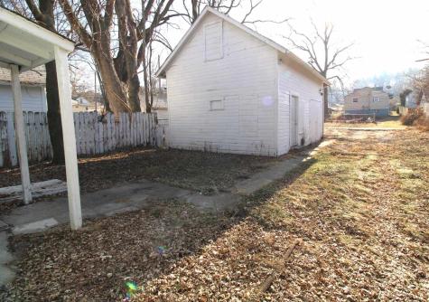 2708 7TH Avenue Rock Island IL 61201