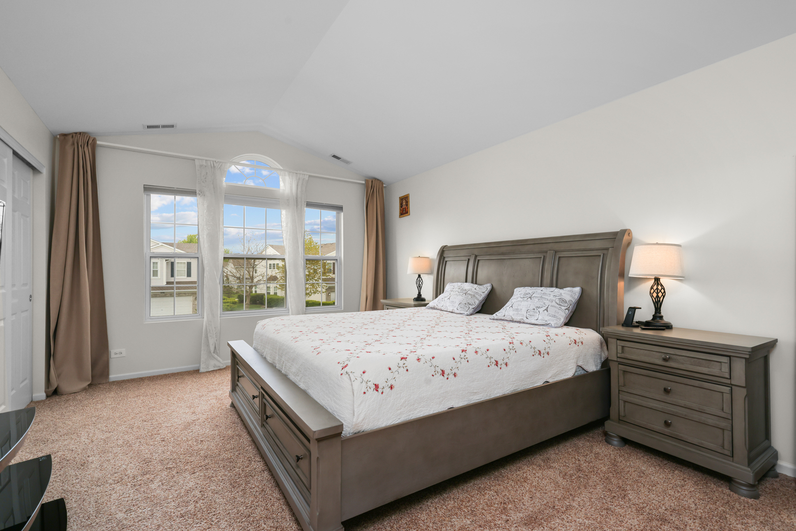 3270 Ronan Drive Lake In The Hills IL 60156