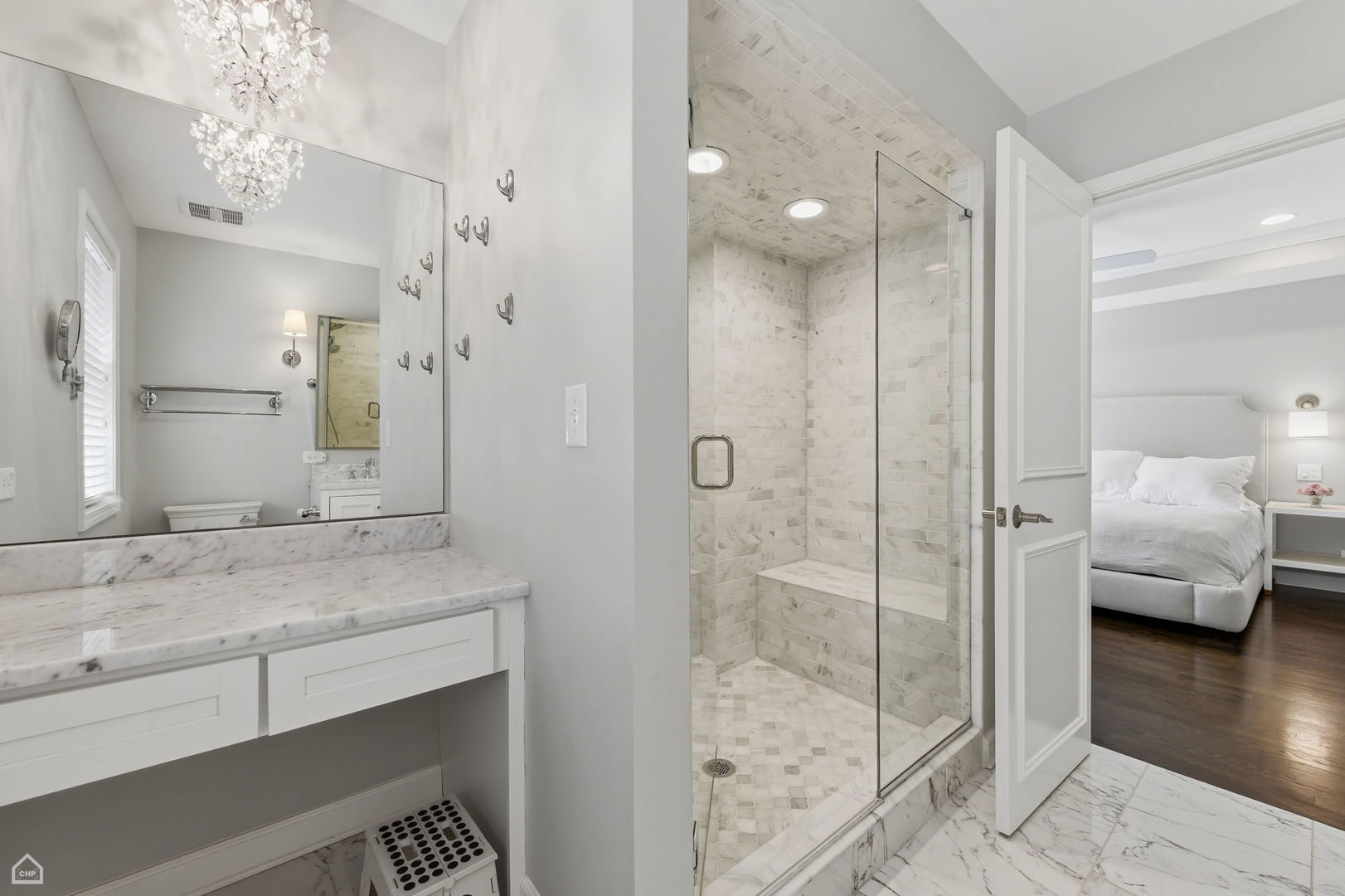 2015 Hollywood Court Wilmette IL 60091