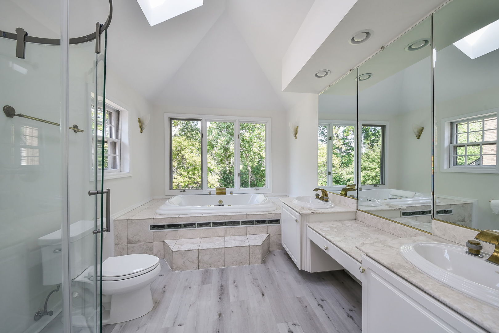 825 Biltmore Court Naperville IL 60563