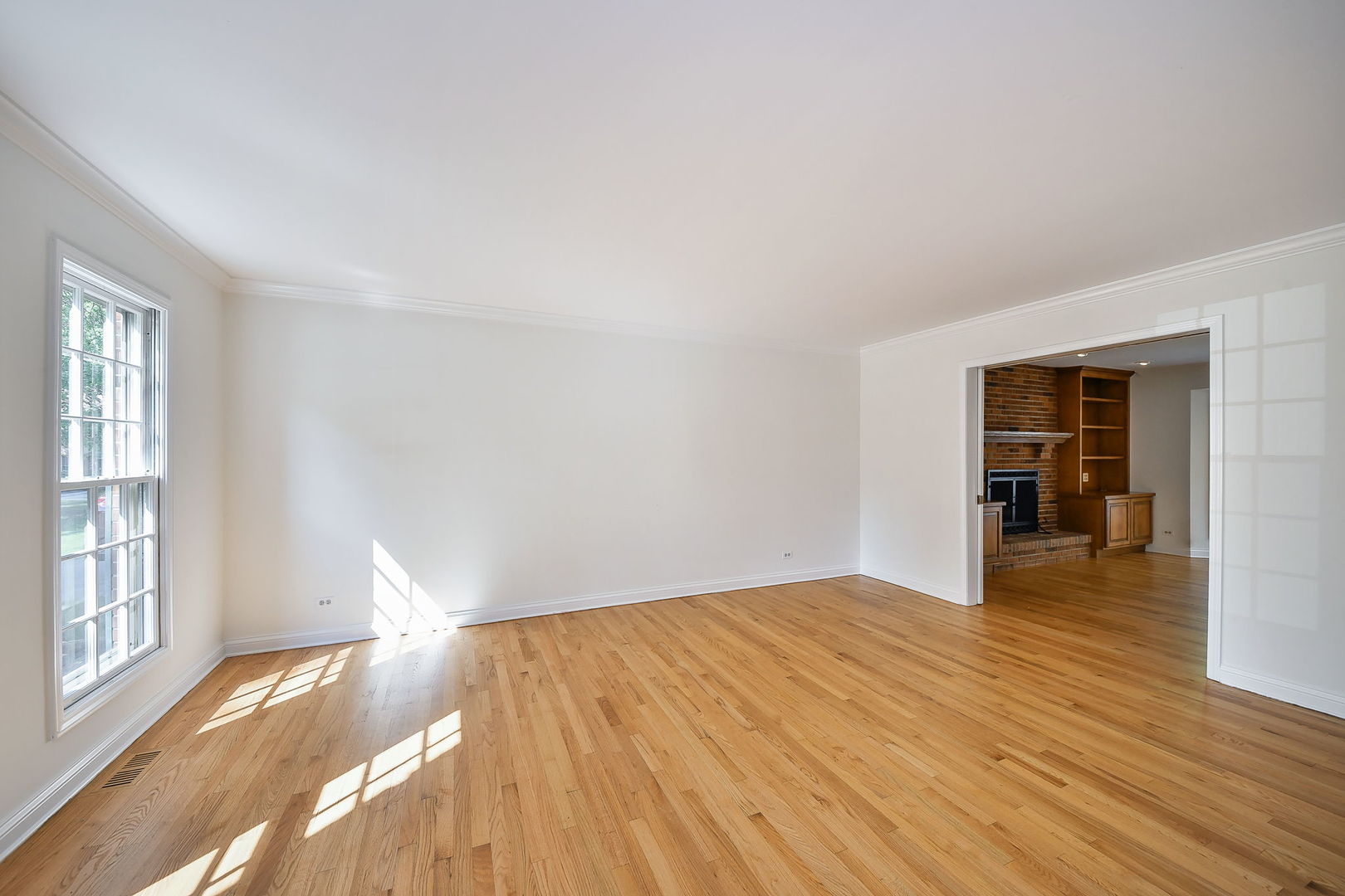 825 Biltmore Court Naperville IL 60563