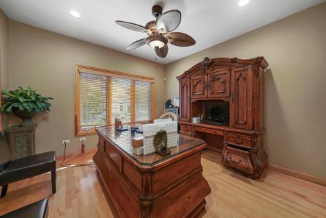 651 Anne Lane Bolingbrook IL 60440