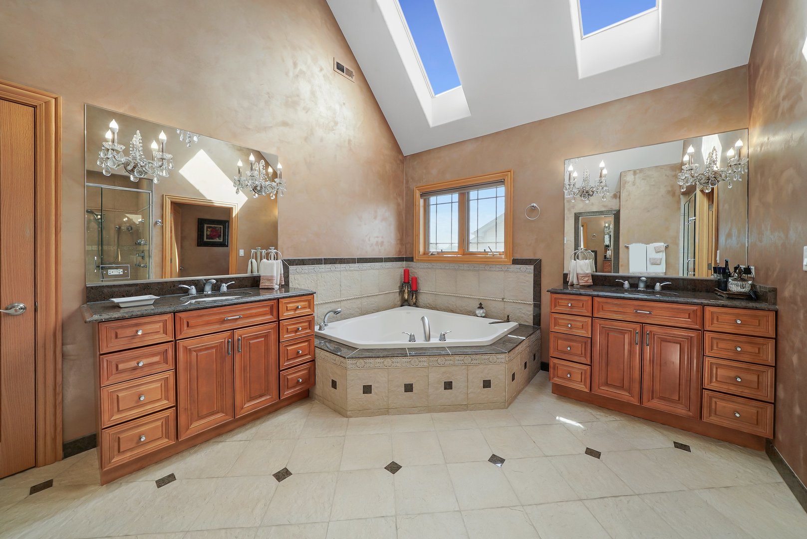 651 Anne Lane Bolingbrook IL 60440