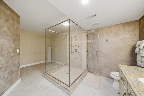 651 Anne Lane Bolingbrook IL 60440