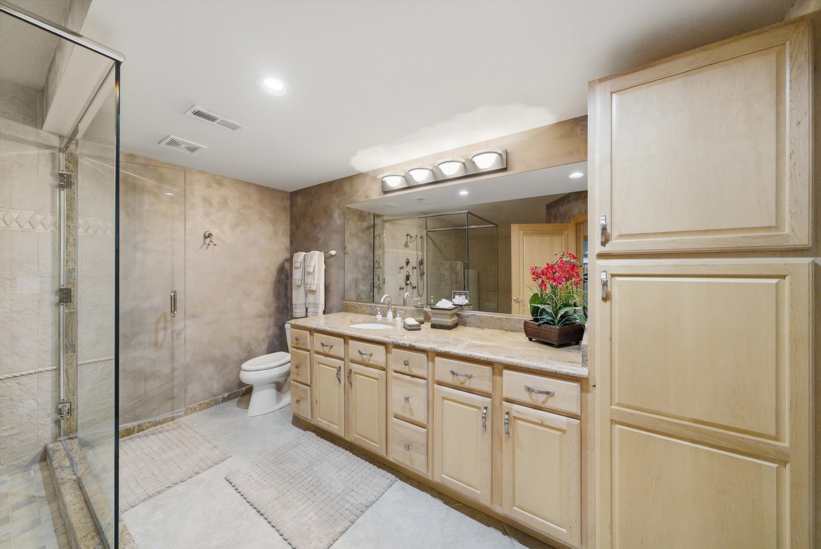 651 Anne Lane Bolingbrook IL 60440