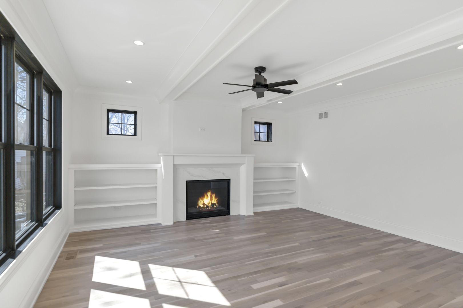 170 West Armitage Avenue Elmhurst IL 60126