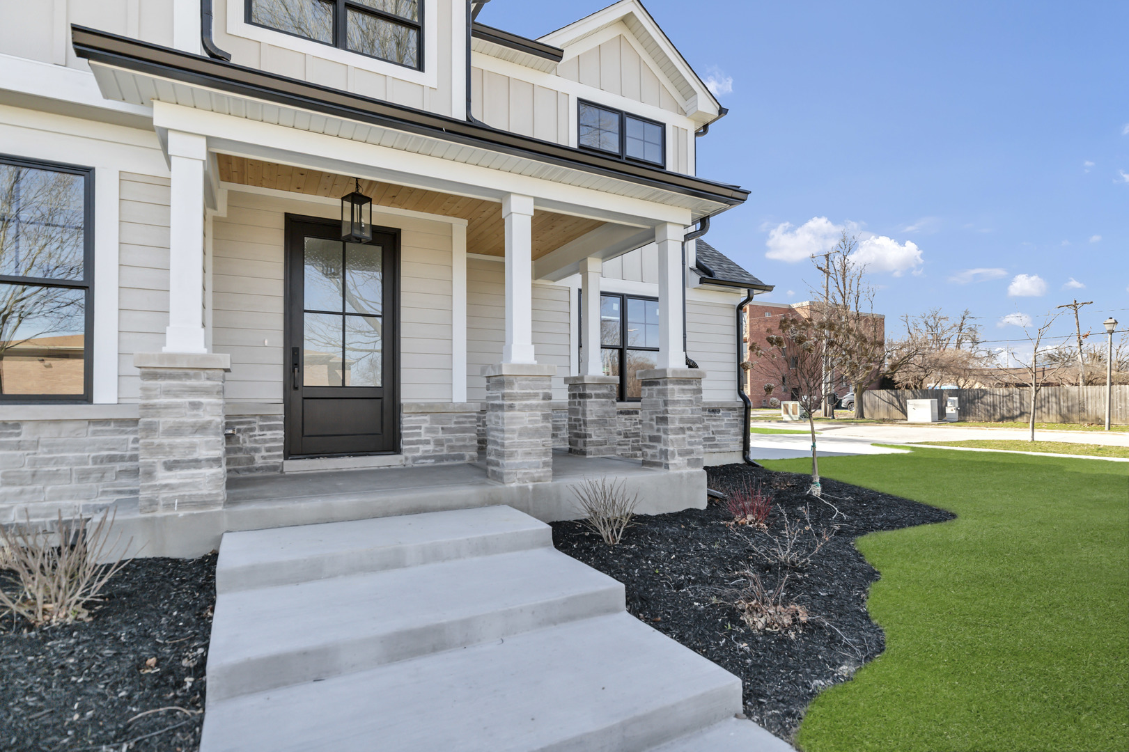 170 West Armitage Avenue Elmhurst IL 60126