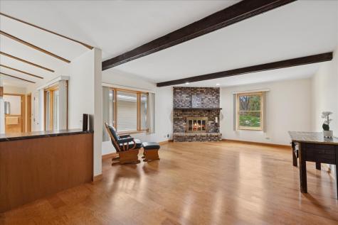 612 White Pine Road Buffalo Grove IL 60089