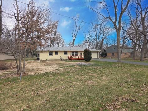 2544 Tuck-a-way Trail Rockford IL 61107
