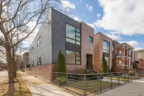 559 East 50th Street Chicago IL 60615