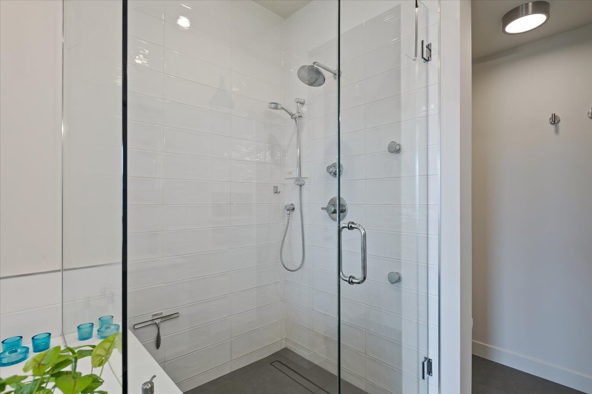 559 East 50th Street Chicago IL 60615