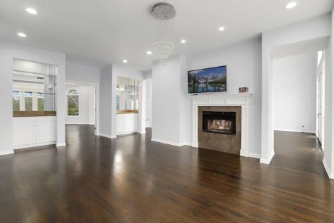 309 Dundee Road Barrington IL 60010