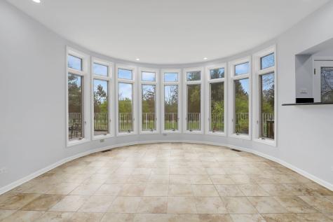 309 Dundee Road Barrington IL 60010