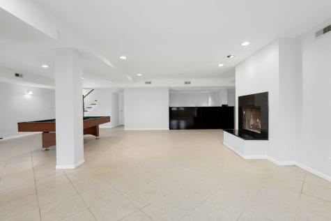 309 Dundee Road Barrington IL 60010