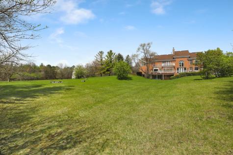 309 Dundee Road Barrington IL 60010