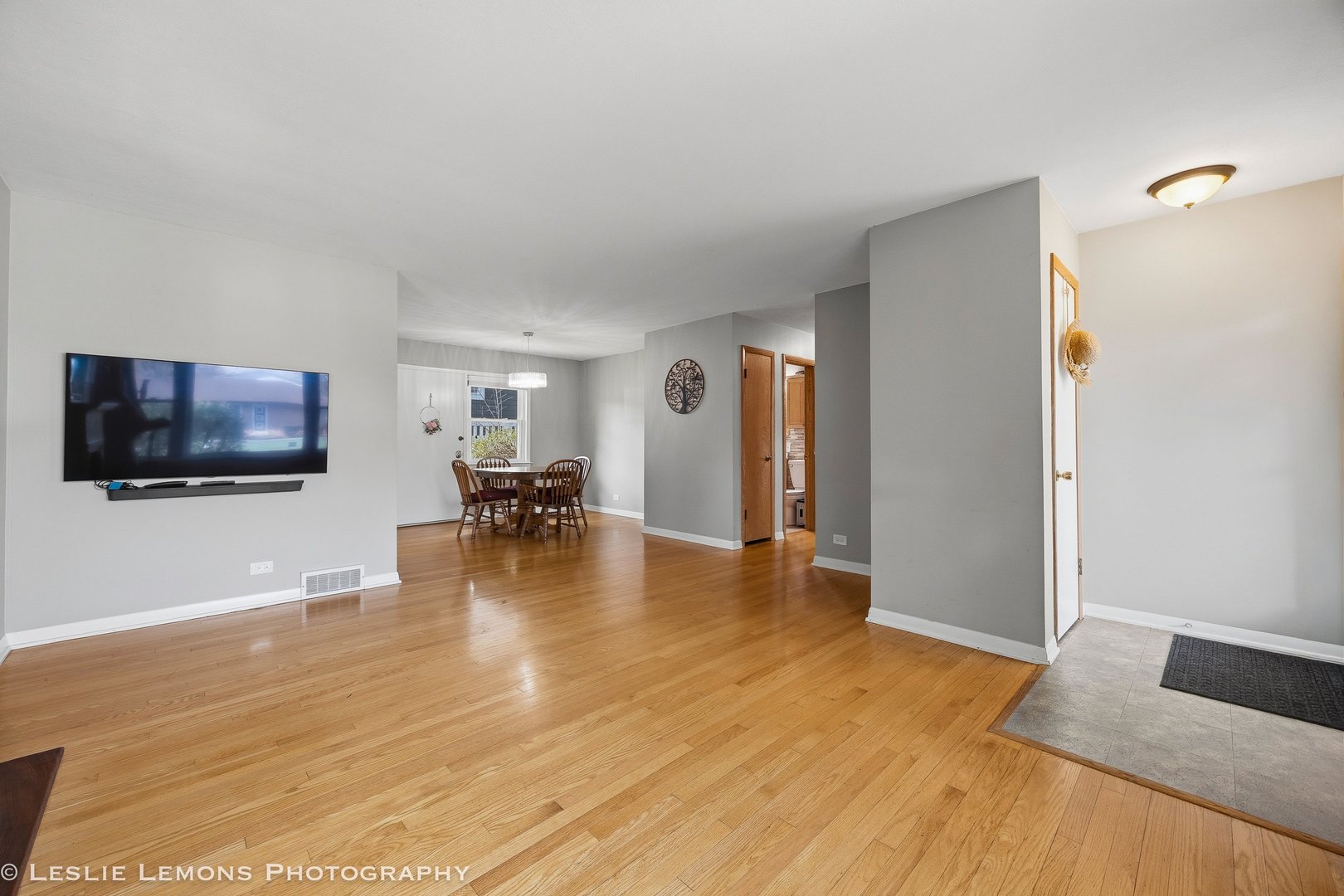 3S328 Juniper Lane Glen Ellyn IL 60137