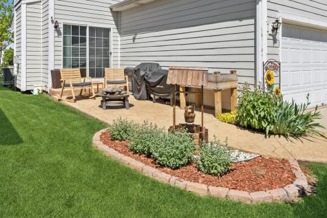 200 South Oak Street Cortland IL 60112