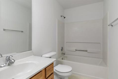 71 Monarch Drive Streamwood IL 60107