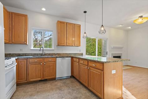 71 Monarch Drive Streamwood IL 60107
