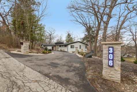 306 Woodlock Street Ingleside IL 60041